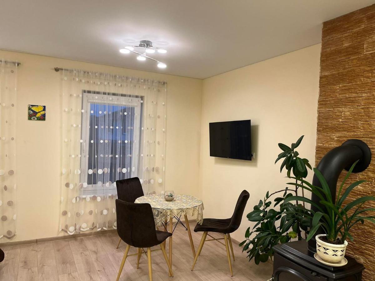 Liux Apartamentai Κάουνας Εξωτερικό φωτογραφία